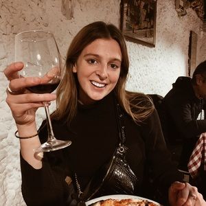 Meet your Posher, Kaitlynn